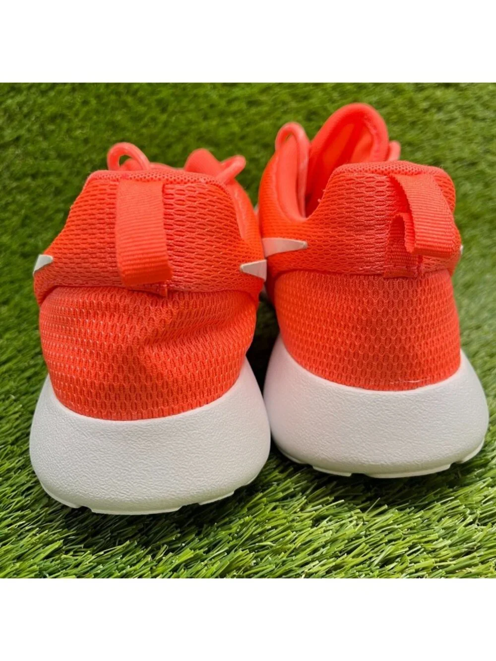 Nike Roshe One Womens Size 11 Orange Athletic Running Walking Shoes Sneakers